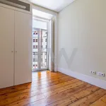 Rent 2 bedroom apartment of 83 m² in Lisbon