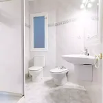 Rent 5 bedroom apartment in Barcelona