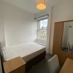 Rent 3 bedroom house in Edinburgh