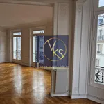 Appartement de 175 m² avec 5 chambre(s) en location à Paris