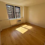 Rent 2 bedroom apartment in Manhattan