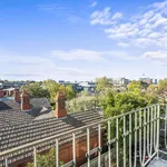 Rent 2 bedroom apartment in Hawthorn