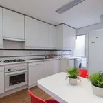 Rent 3 bedroom apartment of 140 m² in madrid