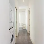 Rent 4 bedroom apartment in Madrid