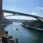 Rent 1 bedroom apartment in Porto