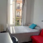 Rent a room of 150 m² in granada