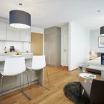 Miete 3 Schlafzimmer wohnung von 28 m² in Frankfurt am Main