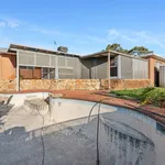 Rent 3 bedroom house in Girrawheen