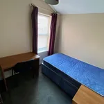 Rent 4 bedroom flat in North West England