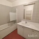 Maison de 108 m² avec 3 chambre(s) en location à CHEVREUSE