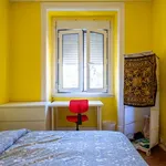 Rent a room in lisbon