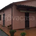 Affitto 4 camera casa di 110 m² in San Giuliano Terme