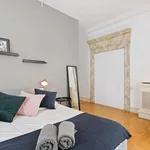 Rent a room of 317 m² in Madrid