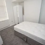 Rent 5 bedroom house in East Midlands