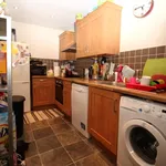 Rent 2 bedroom flat in Kent