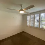 Rent 2 bedroom apartment in Mermaid Beach