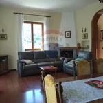 Rent 11 bedroom house of 210 m² in Borgo a Mozzano