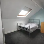 Rent 5 bedroom flat in Leeds