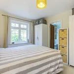 Rent 2 bedroom apartment in Guildford