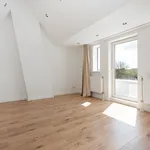 Huur 4 slaapkamer appartement van 95 m² in Hillesluis