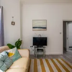 Rent 4 bedroom flat of 34 m² in Brighton and Hove