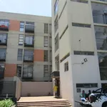 Rent 1 bedroom apartment in Johannesburg