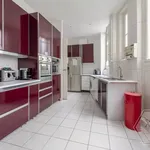 Appartement de 194 m² avec 6 chambre(s) en location à Paris