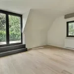 Maison de 1000 m² avec 3 chambre(s) en location à Uccle