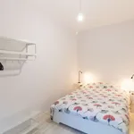 Rent 3 bedroom apartment of 100 m² in barcelona