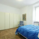 Rent 1 bedroom apartment of 80 m² in Rome