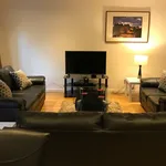 Rent 2 bedroom flat of 915 m² in Glasgow