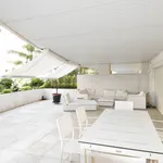 Rent 3 bedroom apartment of 185 m² in Marbella