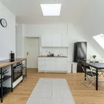 Rent a room of 194 m² in berlin