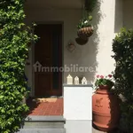 Two-family villa via Piave 19, Pietrasanta