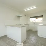 Rent 3 bedroom apartment in Griffith