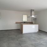 Rent 4 bedroom apartment of 72 m² in BRIGNOLES