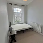 Rent 4 bedroom flat in Scotland