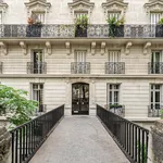 Rent 2 bedroom apartment of 28 m² in Paris