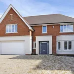 Rent 5 bedroom house in South East England