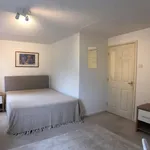 Rent 4 bedroom flat in Oxford