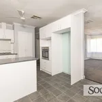 Rent 3 bedroom house in Safety Bay