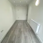 Rent 5 bedroom house in Wales