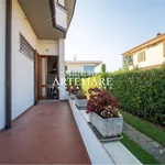 Rent 7 bedroom house of 140 m² in Pietrasanta