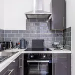 Rent 1 bedroom flat in Cardiff