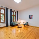 Rent 1 bedroom apartment of 45 m² in Berlin