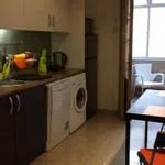 Rent a room in porto