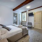 Rent 4 bedroom apartment of 80 m² in Florence