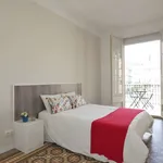 Rent a room of 140 m² in barcelona