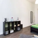 Rent a room in milan