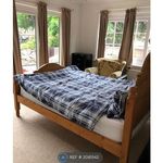 Rent 10 bedroom house in East Midlands